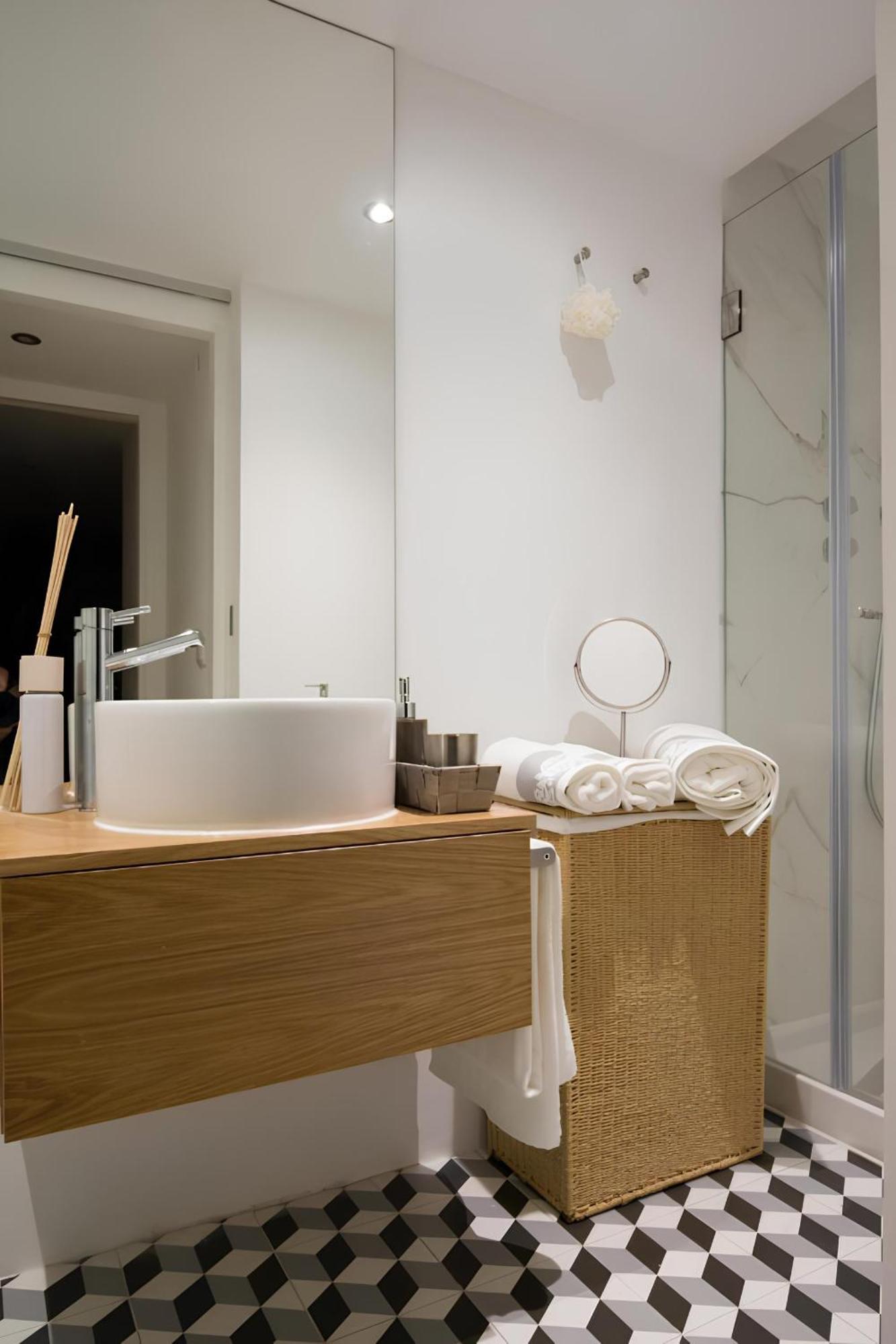 Casa Do Castelo 2- Work Or Relax In The Historic Heart Of Lisbon! Apartment Exterior photo